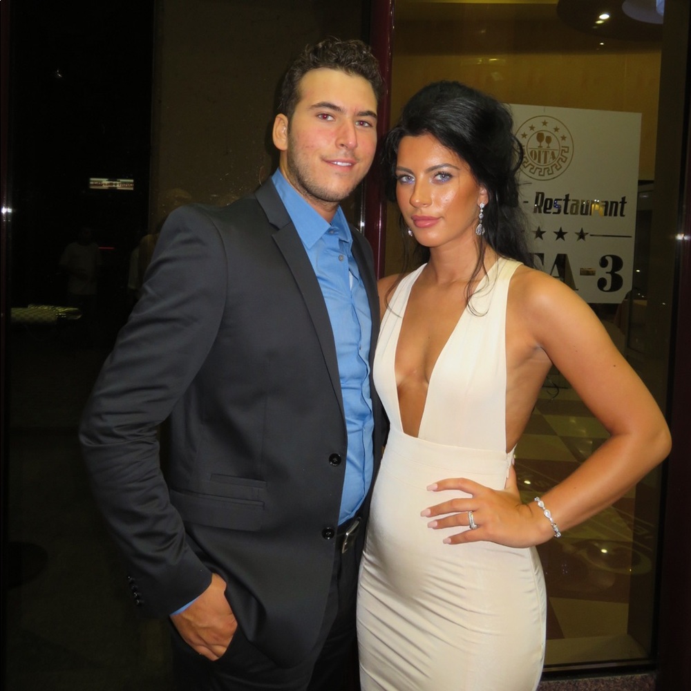 SOLD — House of CB DRESS